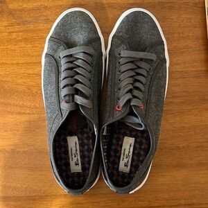 Men’s Ben Sherman Sneaker Size 11 NEVER WORN